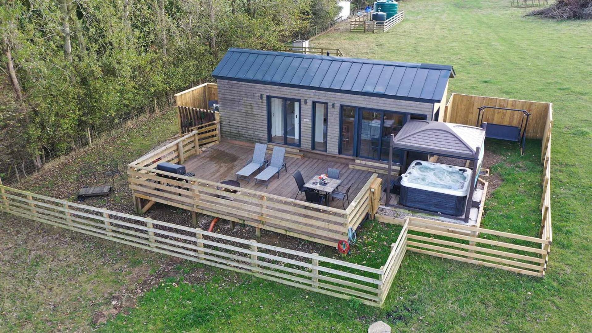 Burtree Country House, Tipi'S, Treehouse & Lodge & House Rooms With Hot Tubs In A Private Garden ثيرسك المظهر الخارجي الصورة