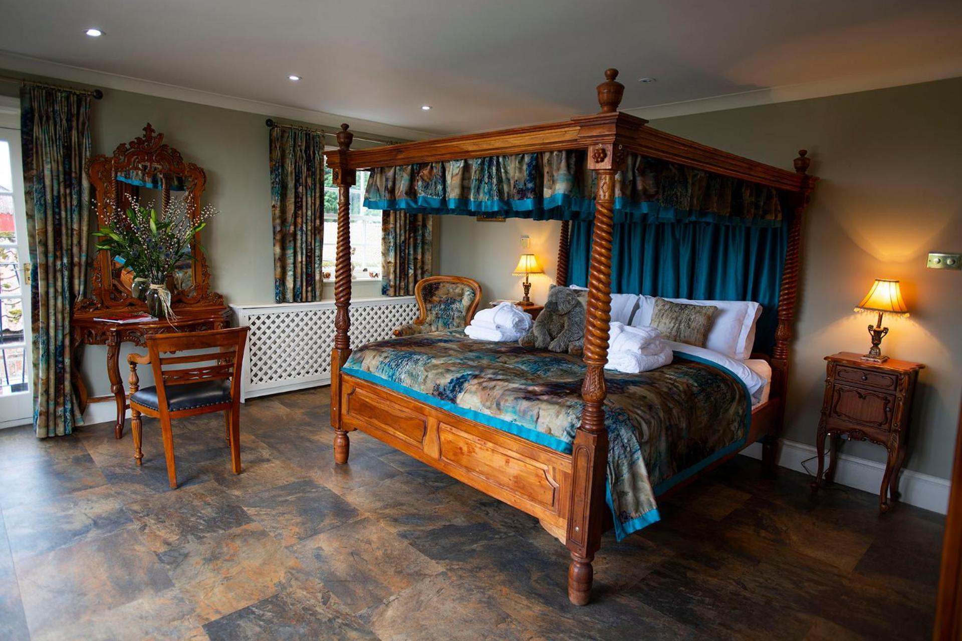 Burtree Country House, Tipi'S, Treehouse & Lodge & House Rooms With Hot Tubs In A Private Garden ثيرسك المظهر الخارجي الصورة