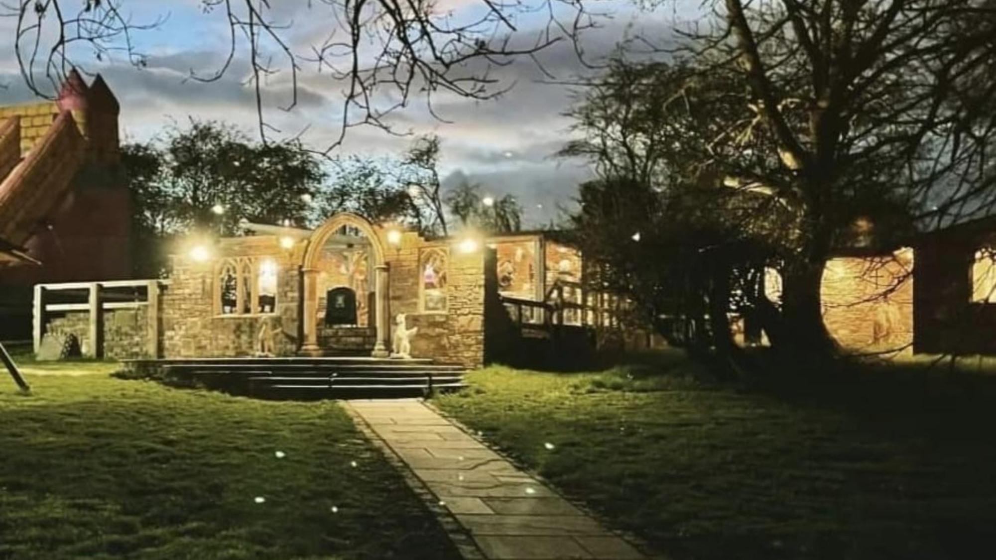 Burtree Country House, Tipi'S, Treehouse & Lodge & House Rooms With Hot Tubs In A Private Garden ثيرسك المظهر الخارجي الصورة