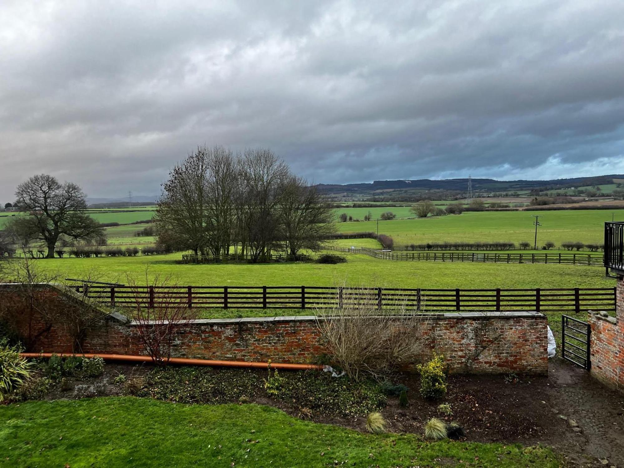 Burtree Country House, Tipi'S, Treehouse & Lodge & House Rooms With Hot Tubs In A Private Garden ثيرسك المظهر الخارجي الصورة