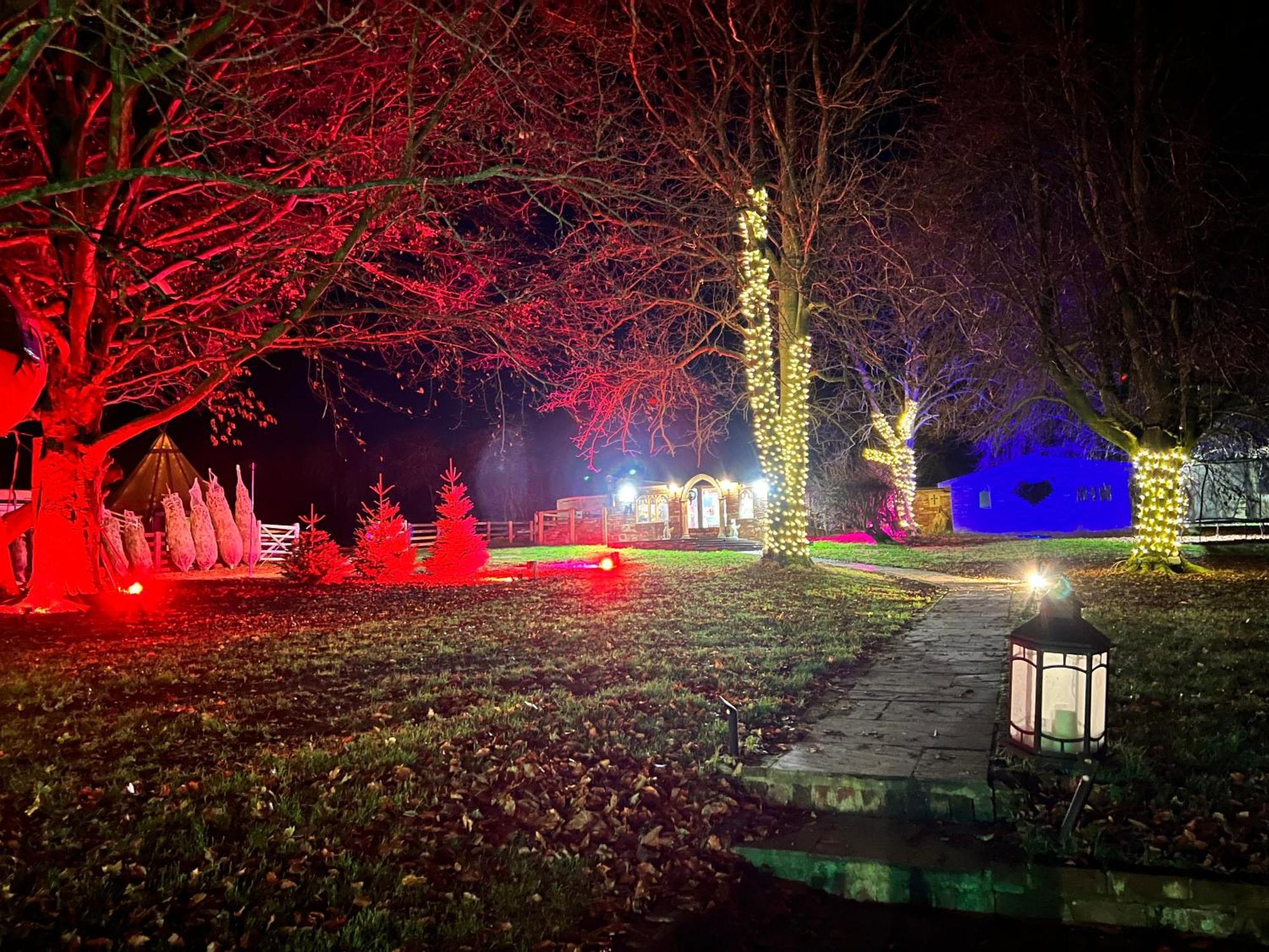 Burtree Country House, Tipi'S, Treehouse & Lodge & House Rooms With Hot Tubs In A Private Garden ثيرسك المظهر الخارجي الصورة