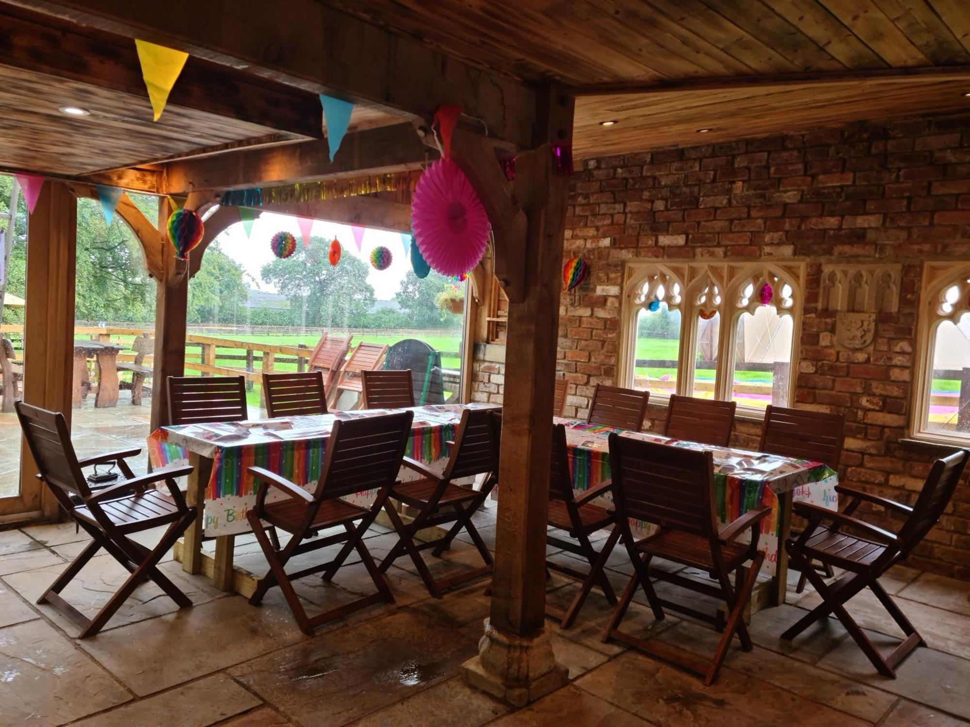 Burtree Country House, Tipi'S, Treehouse & Lodge & House Rooms With Hot Tubs In A Private Garden ثيرسك المظهر الخارجي الصورة